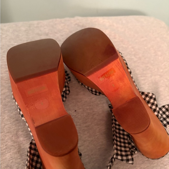 Jeffrey Campbell Pinup Girl Platform Sandals - Picture 8 of 11